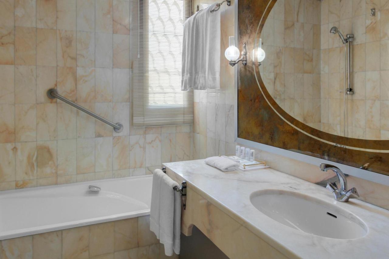 Le Meridien